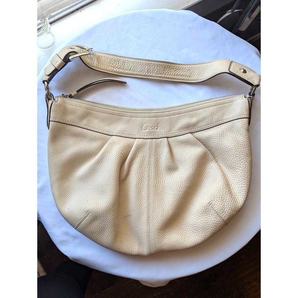 Coach Soho Ivory Beige Cream Large Leather Shoulder Bag Purse Vintage Y2K F13731